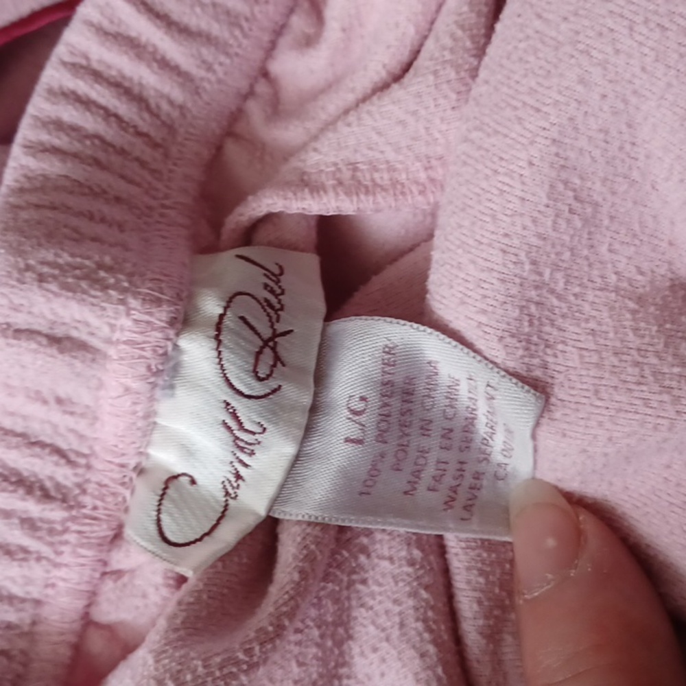 4/$40 Pink Fleece Floral Pajama Set - Size Large - Picture 8 of 9